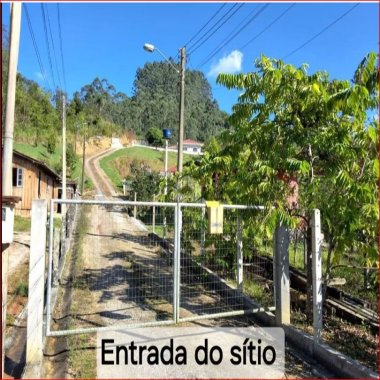 20.000M2/02 CASAS ALVENARIA/OTIMA LOCALIZAÇÃO/ACEITA PERMUTA URBANO SÃO JOSE OU BIGUAÇU