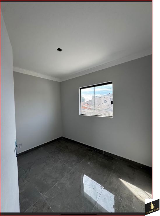 SOBRADO 03 QUARTOS/DOCUMENTAÇÃO GRATUITA/OTIMA LOCALIZAÇÃO