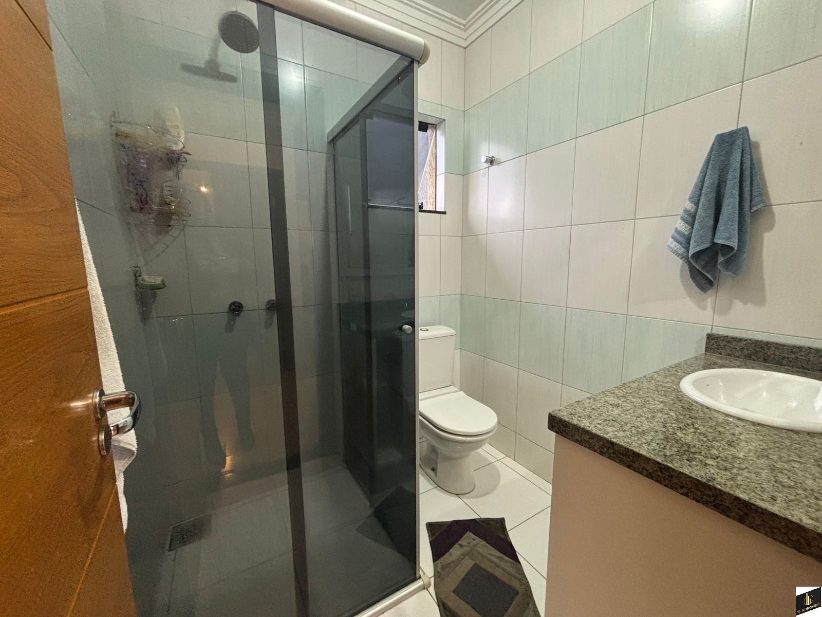 Sobrado 4 quartos para Locação Anual no bairro Iguaçu em Araucária