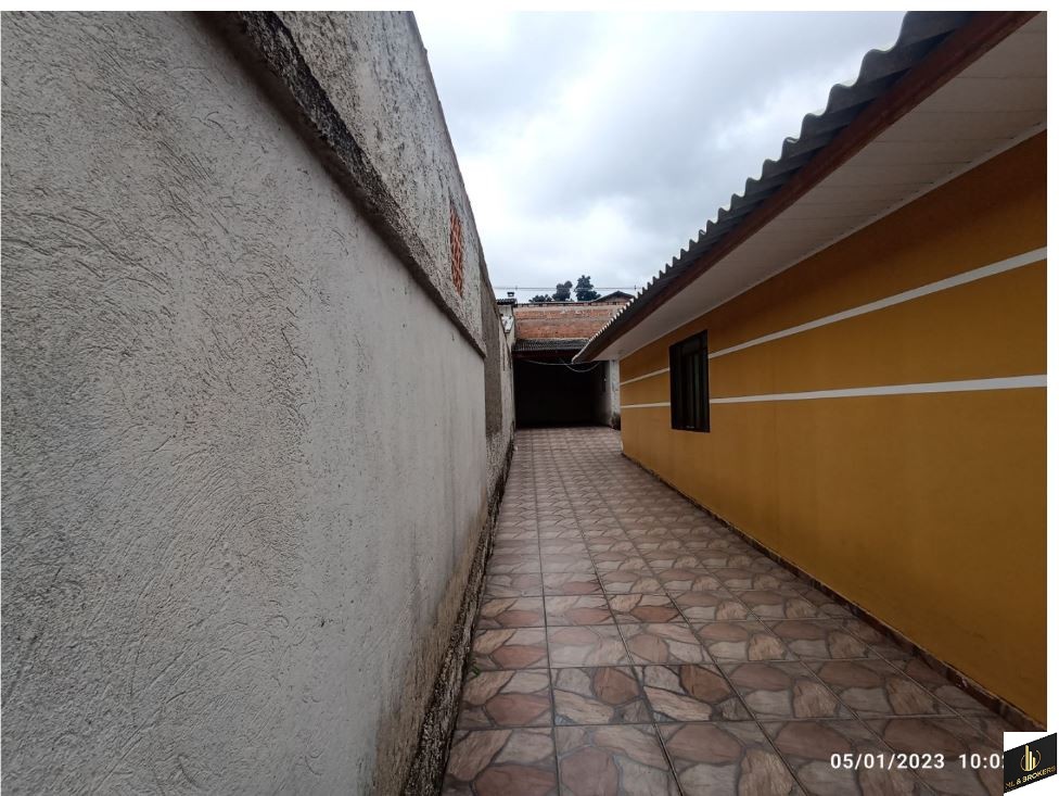 03 QUARTOS/OTIMA LOCALIZAÇÃO/PERTO MERCADO, ESCOLA, UPA