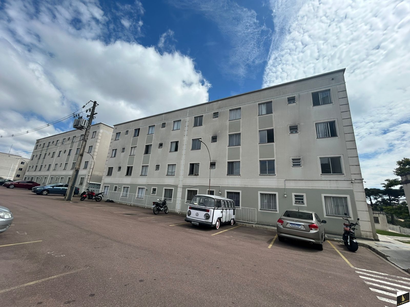 Apartamento localizado no centro de Araucária 