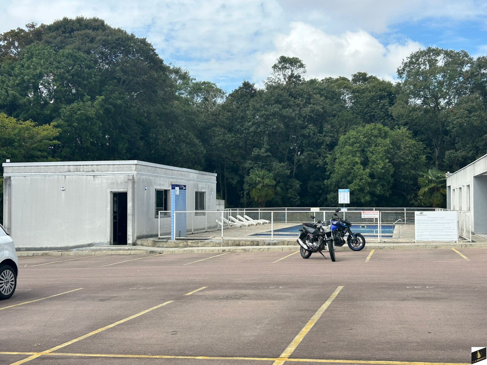 Apartamento localizado no centro de Araucária 