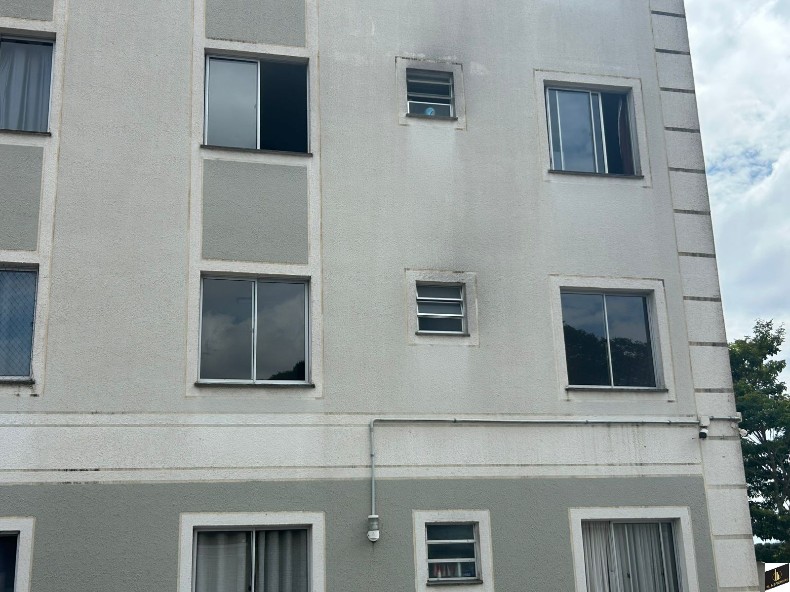 Apartamento localizado no centro de Araucária 