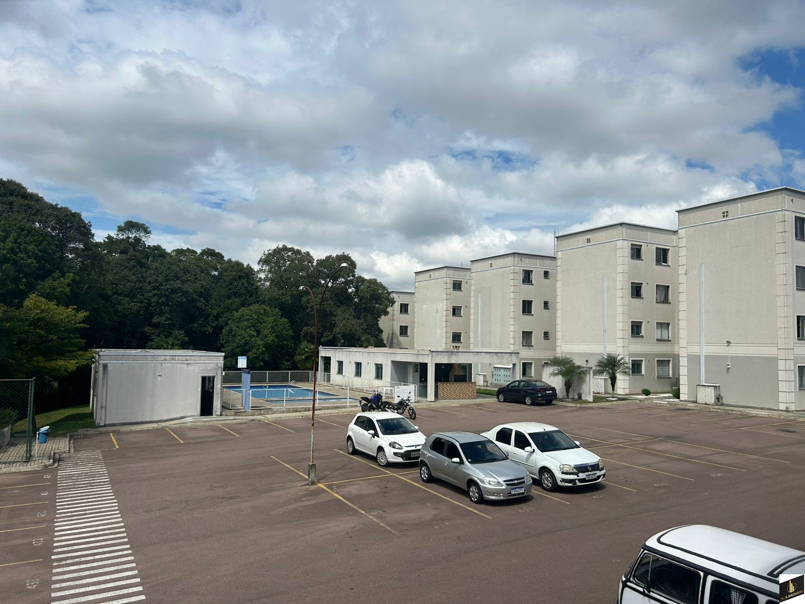 Apartamento localizado no centro de Araucária 