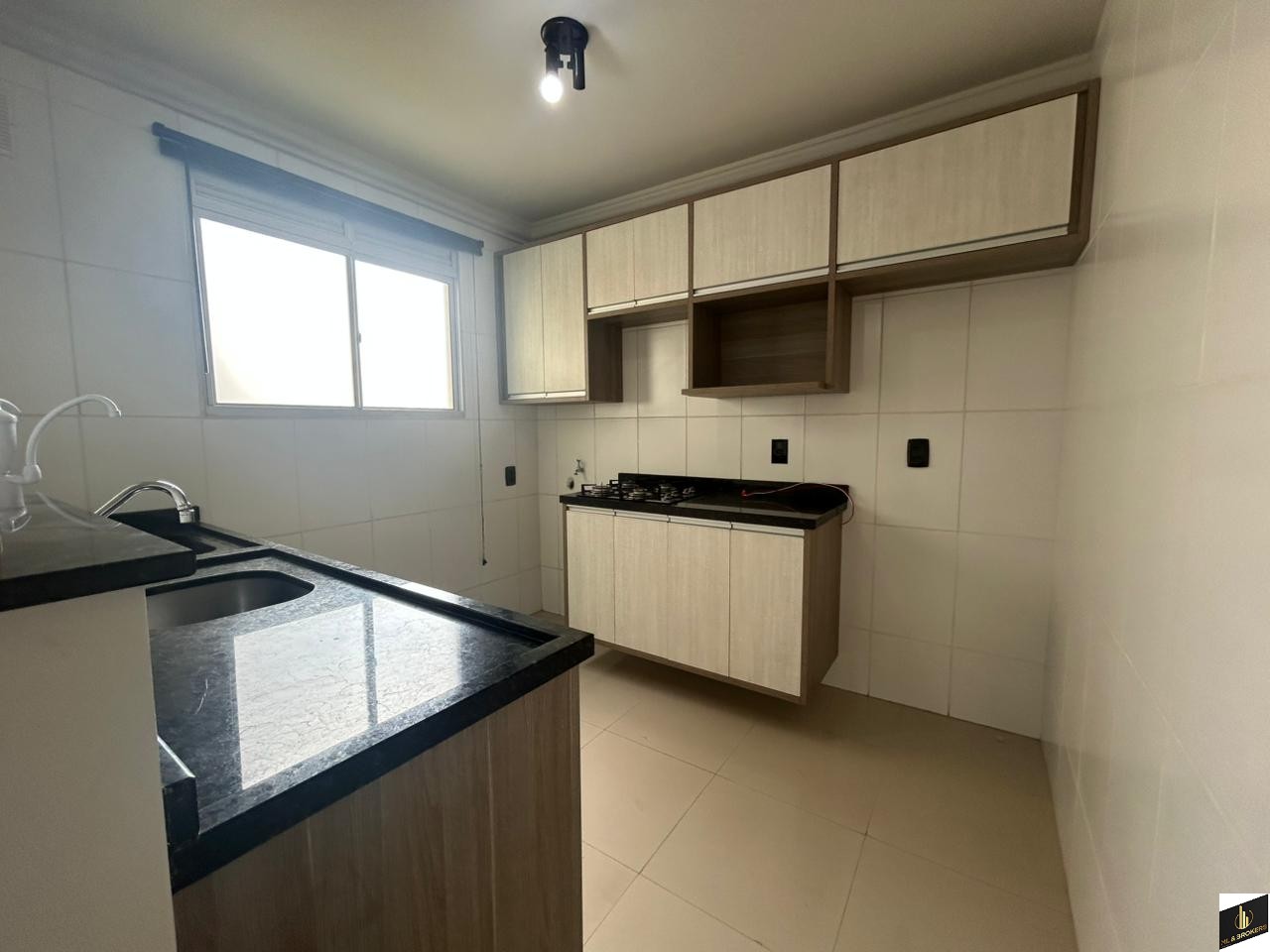 Apartamento localizado no centro de Araucária 